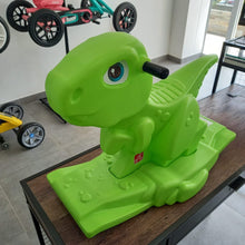 Cargar imagen en el visor de la galería, STEP2 Dino Rocker | Demo